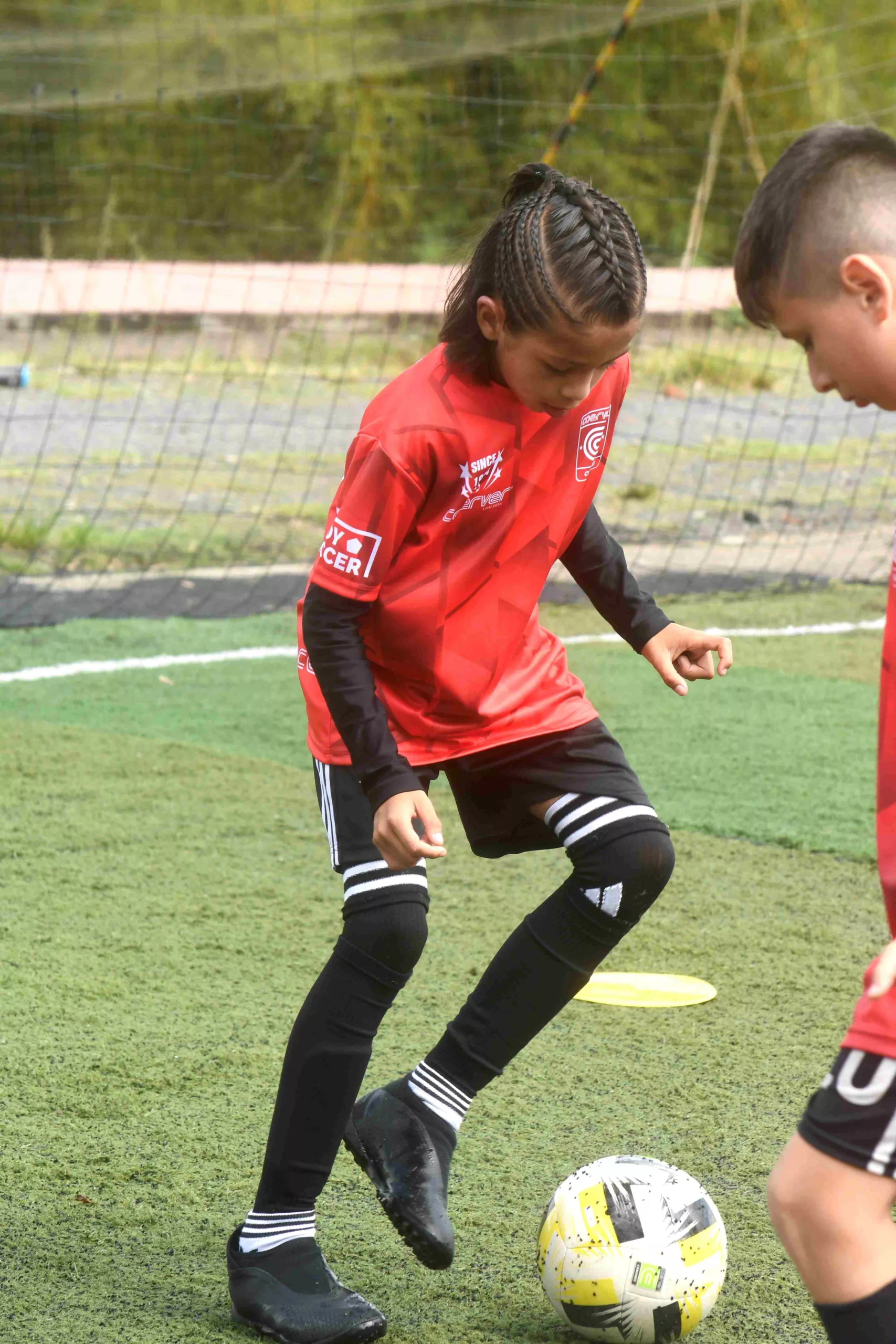 Samuel Castaño, futbolista caleño de 9 años.