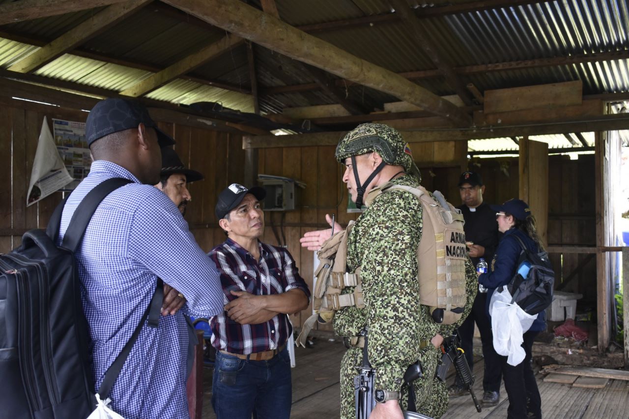 Comunidad indígena recupera su territorio ancestral en Buenaventura con apoyo de la Armada